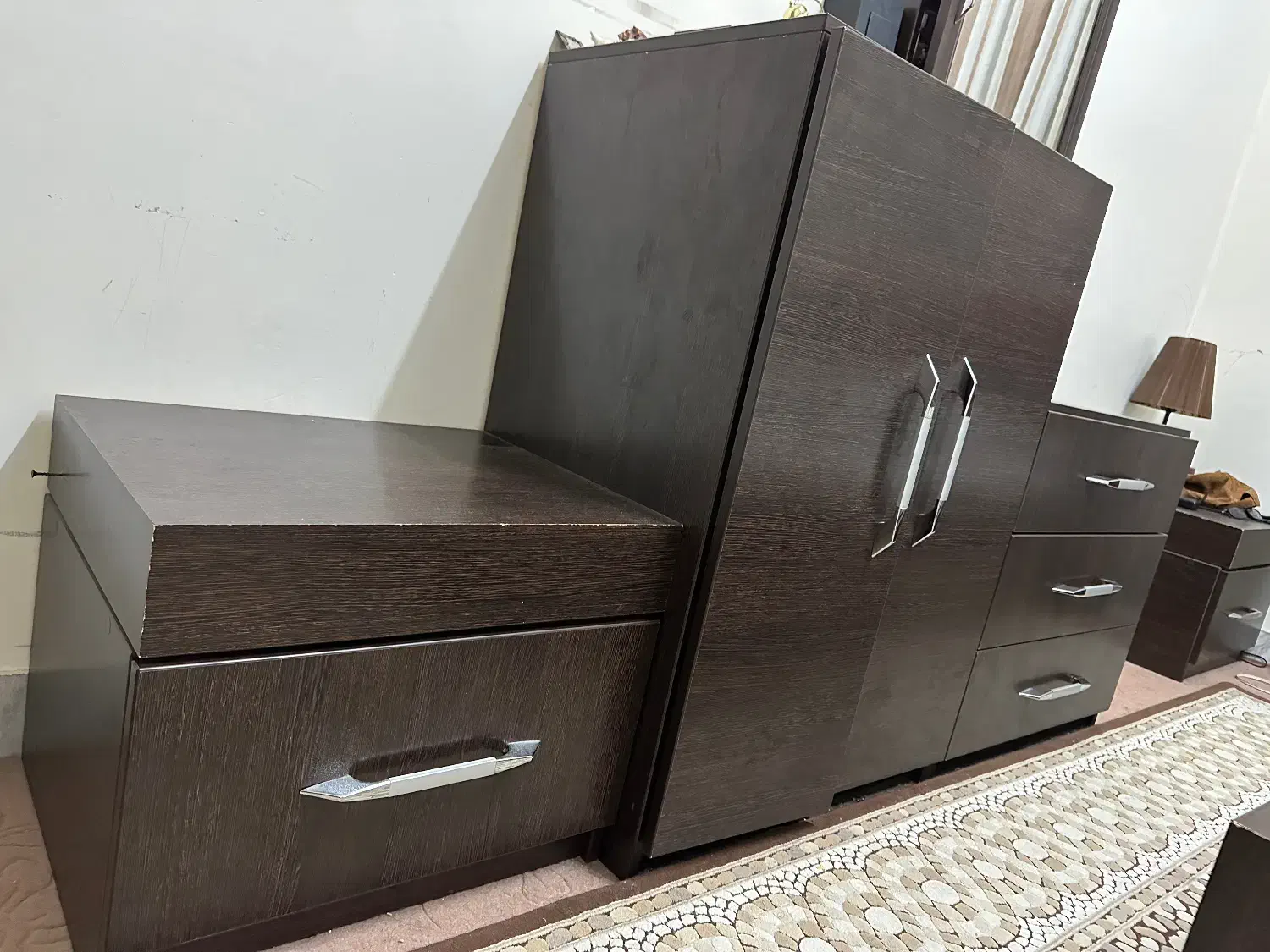 سرویس خواب دونفره|تخت و سرویس خواب|رشت, گلباغ نماز|دیوار