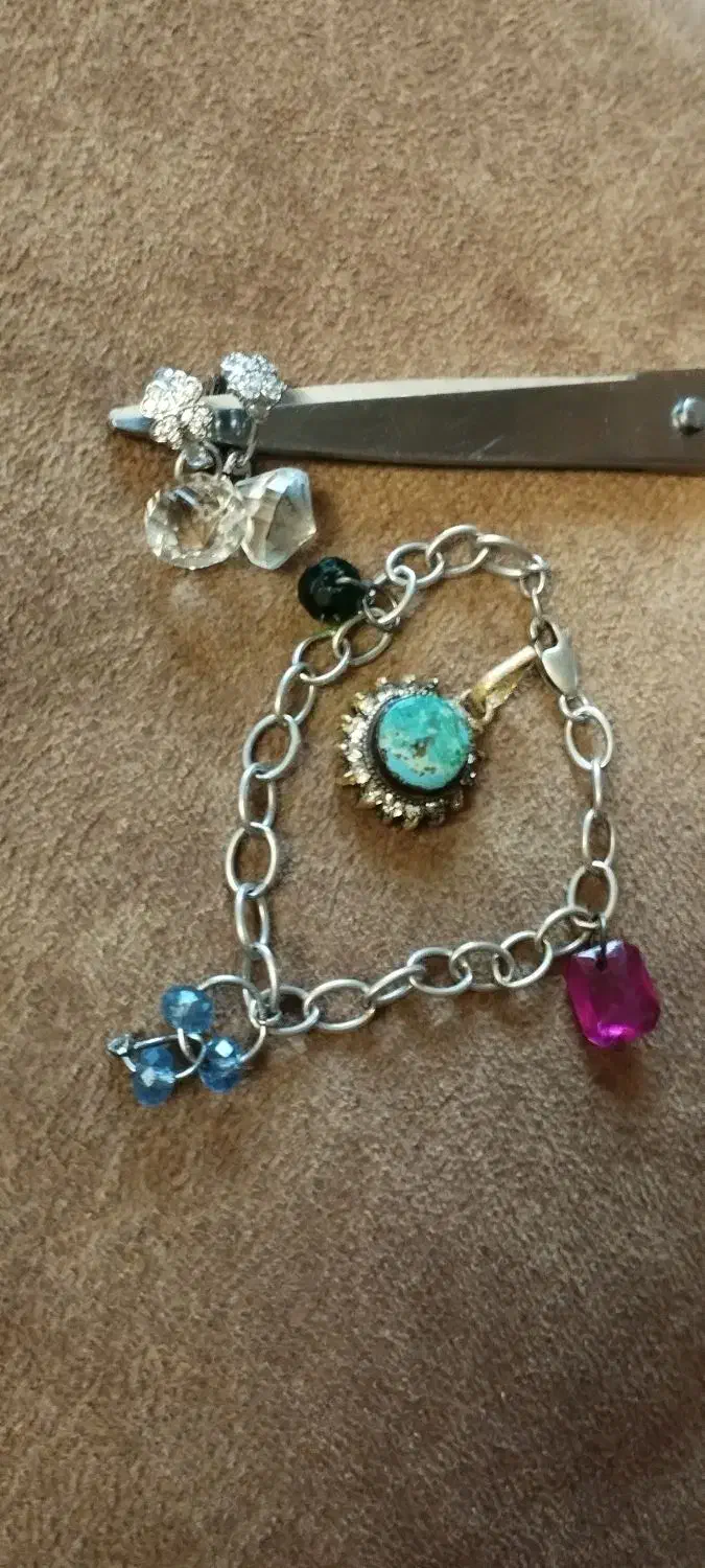 نقره|جواهرات|رشت, پستک|دیوار