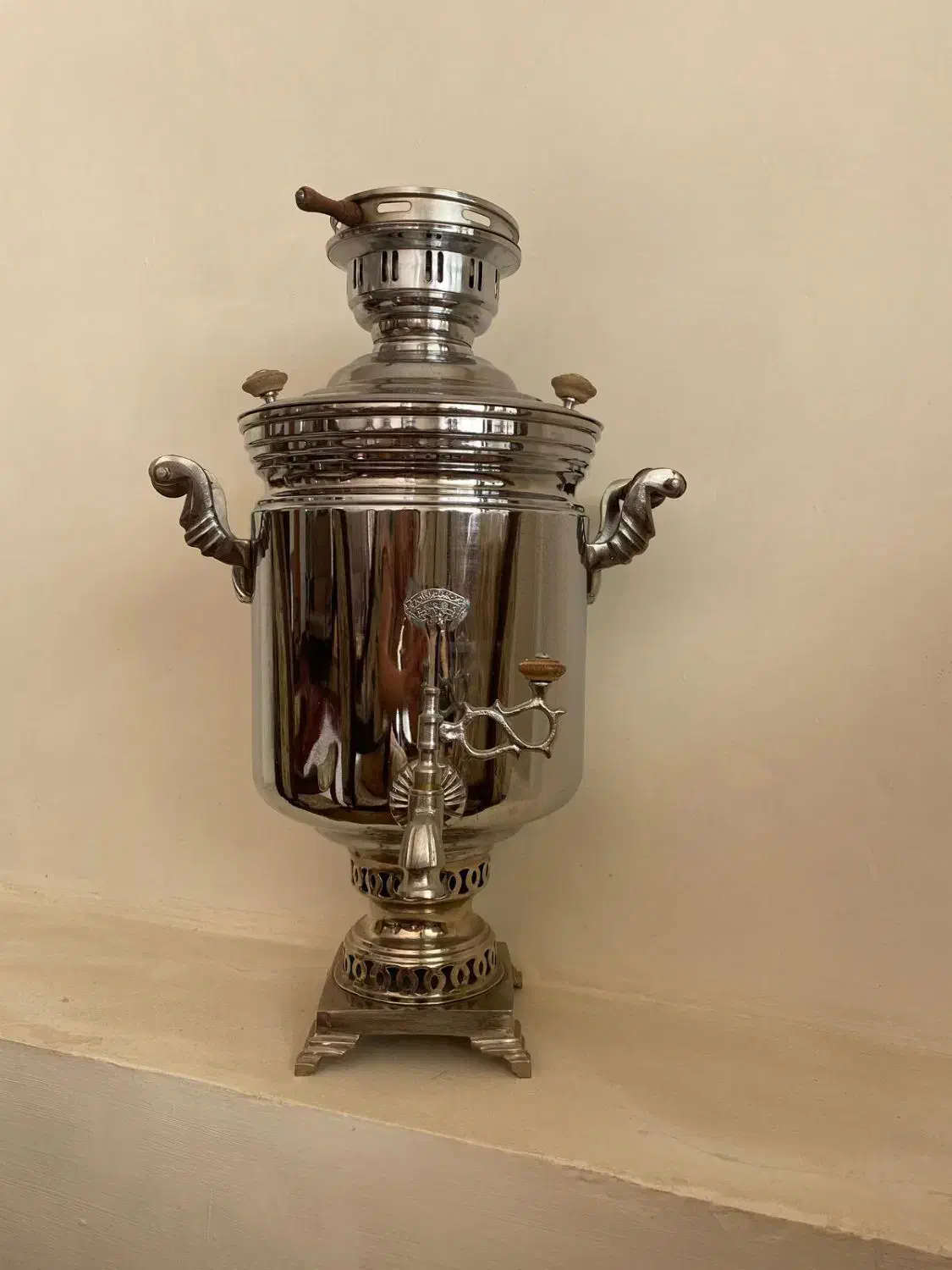 سماور عتیقه|سماور، چایساز، قهوهساز|مراغه, |دیوار