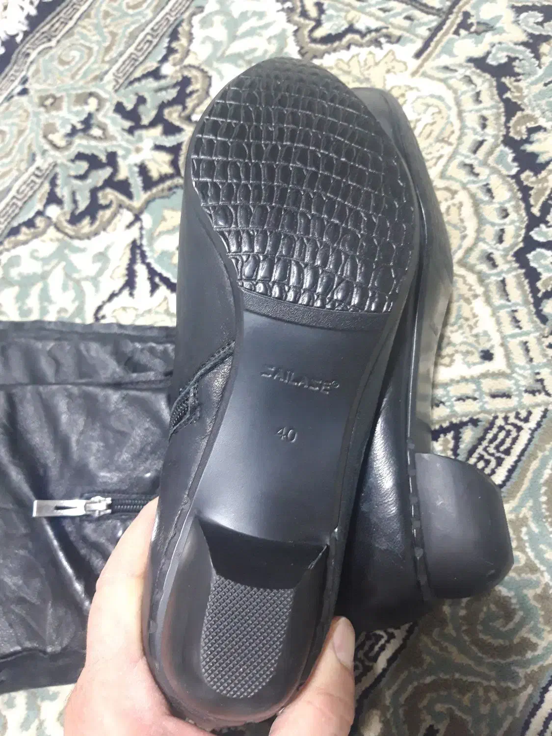 چکمه چرم نو قیمت یه جفت دمپایی|کیف، کفش، کمربند|مبارکه, |دیوار