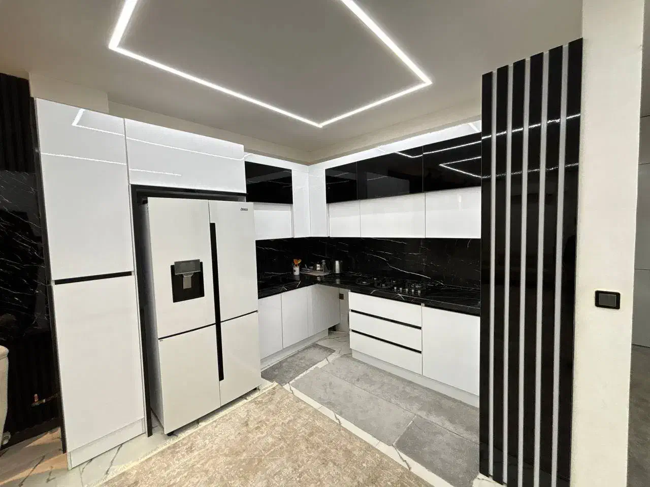 ویلا فلـت مدرن نوسـاز با شیـکترین مـتریــال|فروش خانه و ویلا|لنگرود, |دیوار