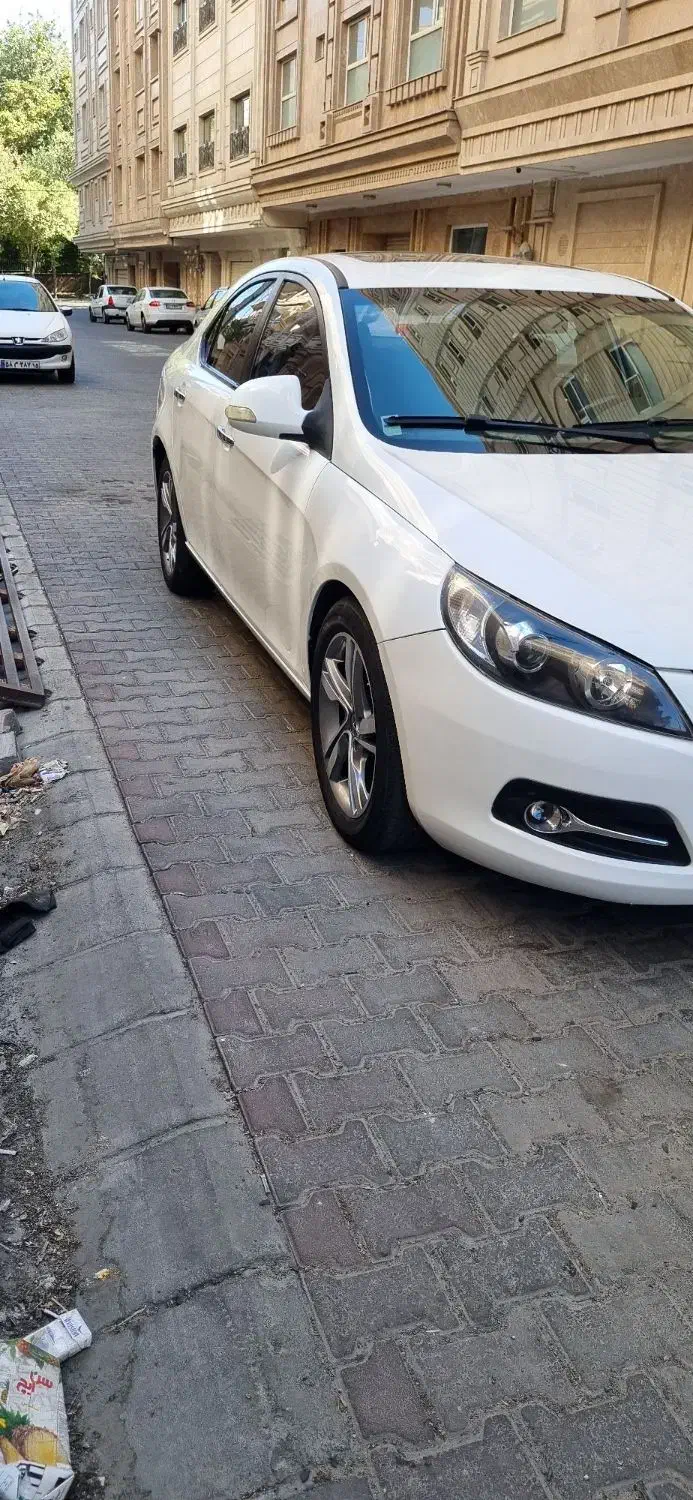 جک j5 ، مدل ۱۳۹۴ اتومات بدون رنگ درحد صفر|خودرو سواری و وانت|تبریز, |دیوار