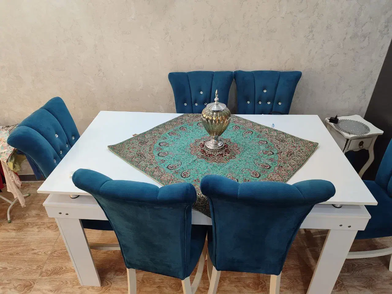 میز ناهار خوری ۶ نفره در حد نو|میز و صندلی غذاخوری|لاهیجان, بازکیاگوراب|دیوار