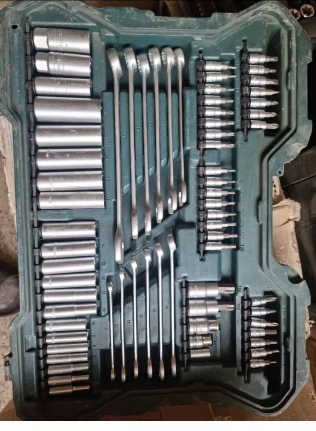 جعبه ابزار ۲۱۵ پارچه ماموت|ابزارآلات|کاشان, قطب راوندی|دیوار