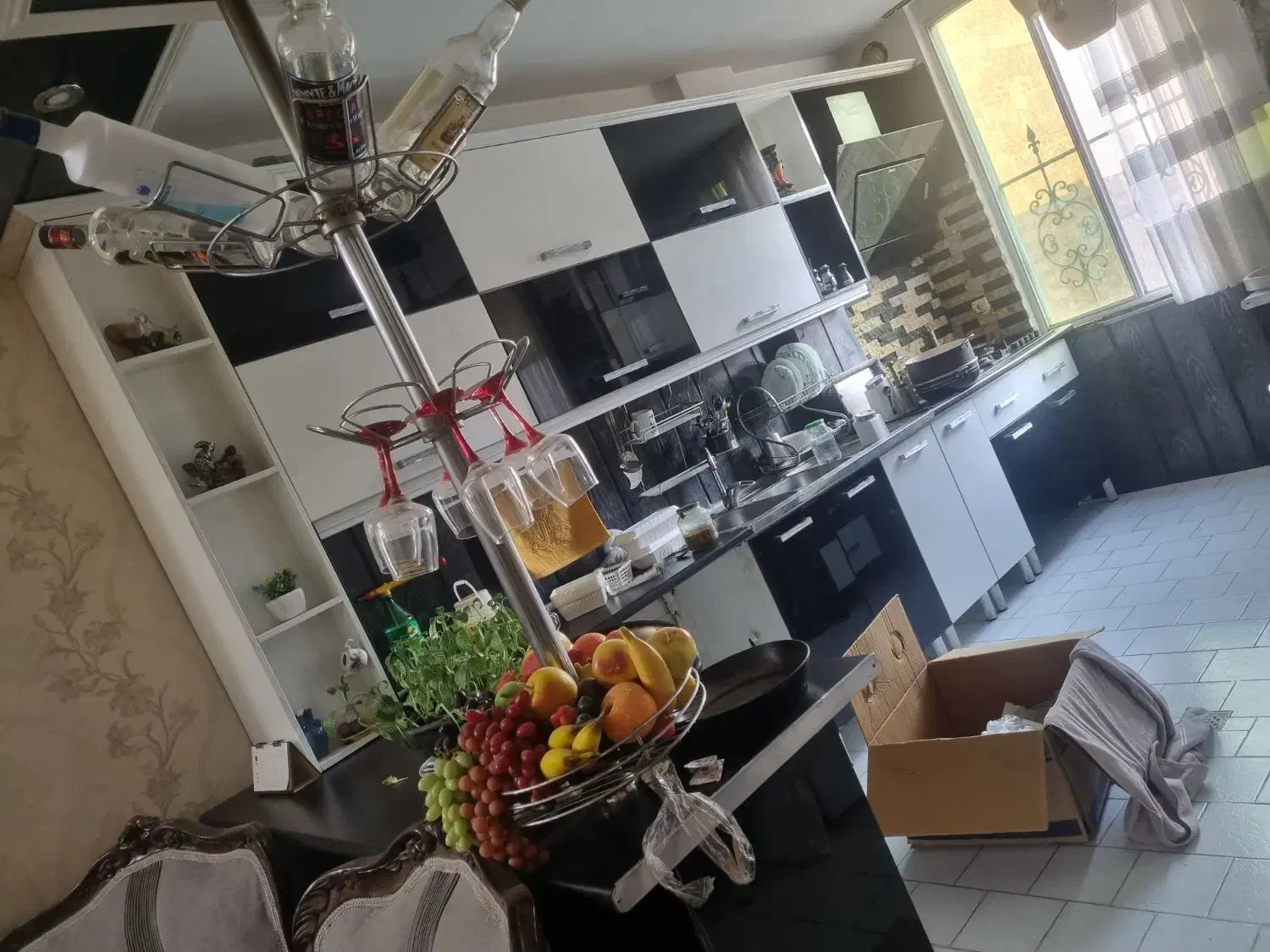 کابینت|مصالح و تجهیزات ساختمان|اندیشه, اندیشه فاز ۱|دیوار