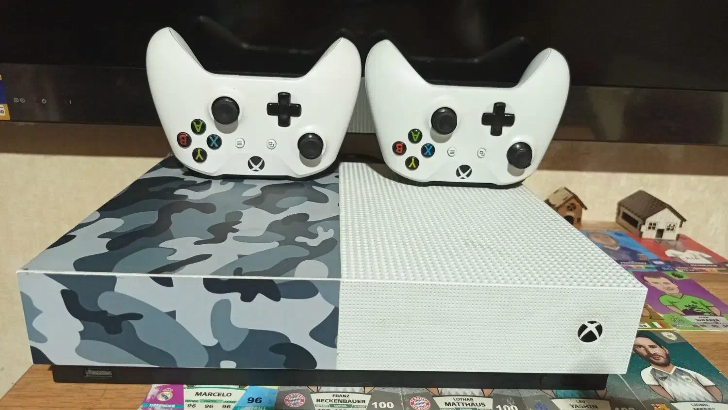 کنسول بازی ایکس باکس وان اس در حد نو|کنسول، بازی ویدئویی و آنلاین|بروجرد, |دیوار