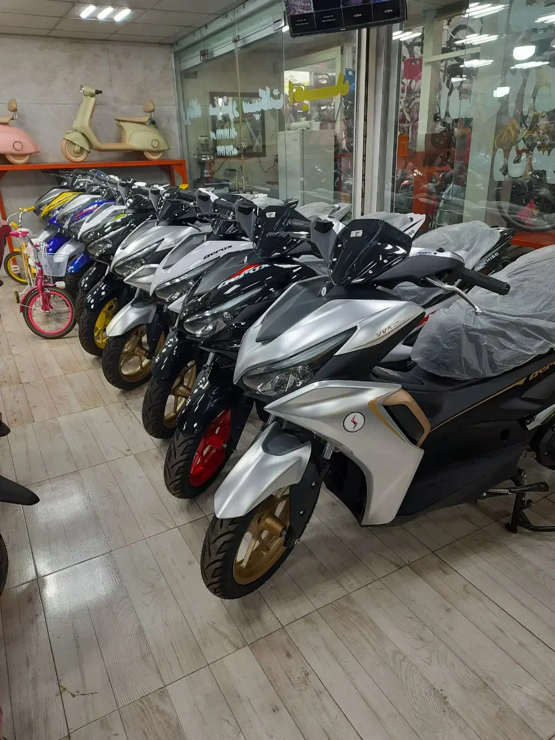 موتور آئروکس|موتورسیکلت|آستانه اشرفیه, |دیوار