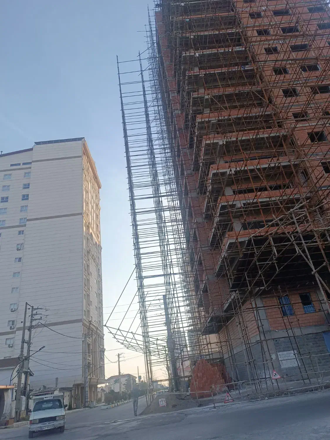 داربست فلزی آریا گستر|خدمات پیشه و مهارت|بومهن, |دیوار