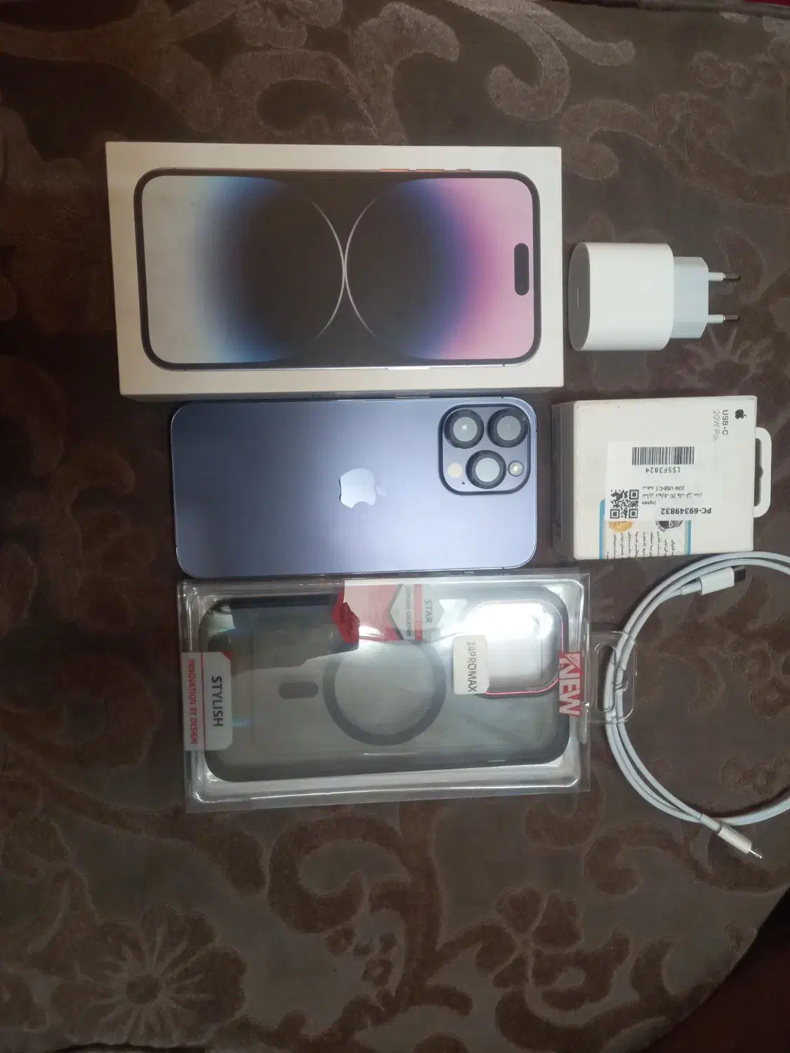 آیفون 14promax 256 zaa پلمپ همراه با آداپتور و قاب|موبایل|تهران, پونک|دیوار