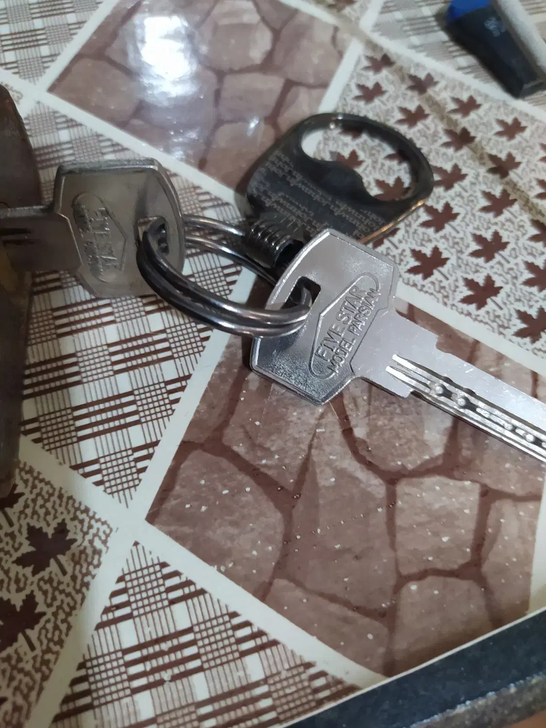 قفل کتابی|ابزارآلات|فسا, |دیوار