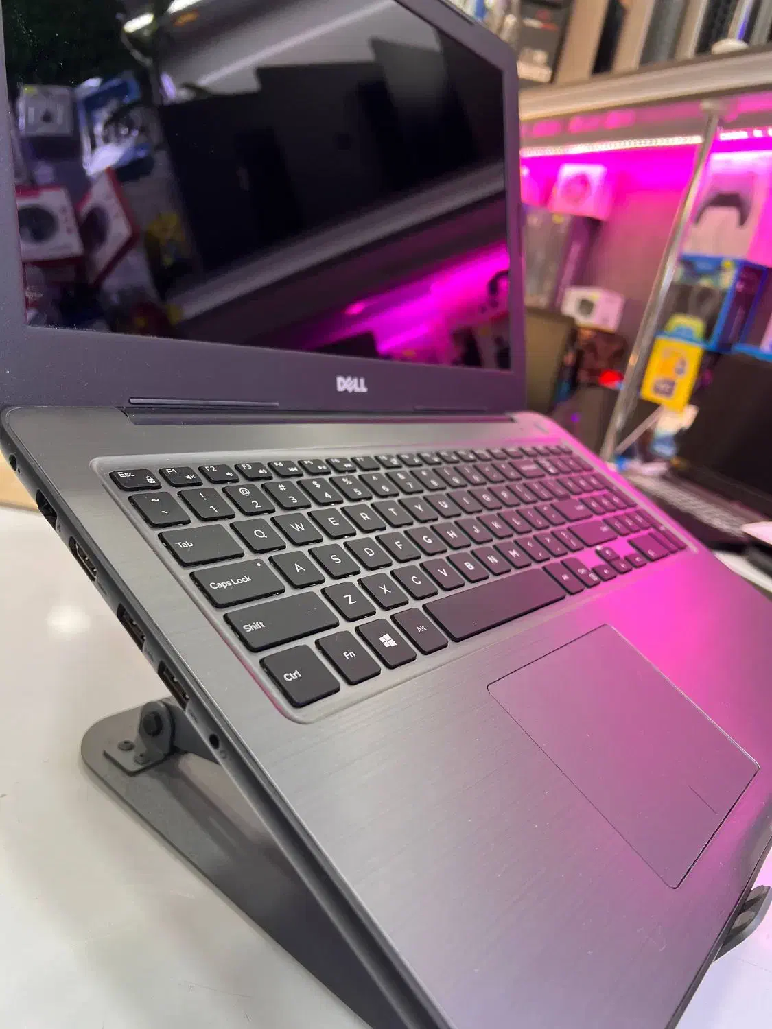 لپتاپ Dell Inspiron 5567 تاچ با گرافیک اختصاصی|رایانه همراه|بوشهر, |دیوار