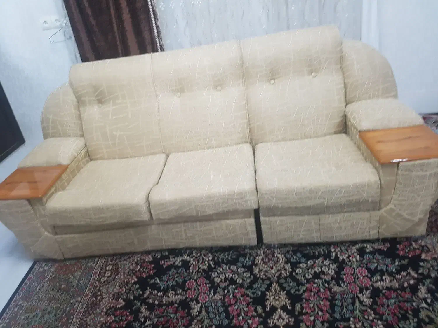 مبل راحتی ۷ نفره|مبلمان خانگی و میز عسلی|بم, |دیوار