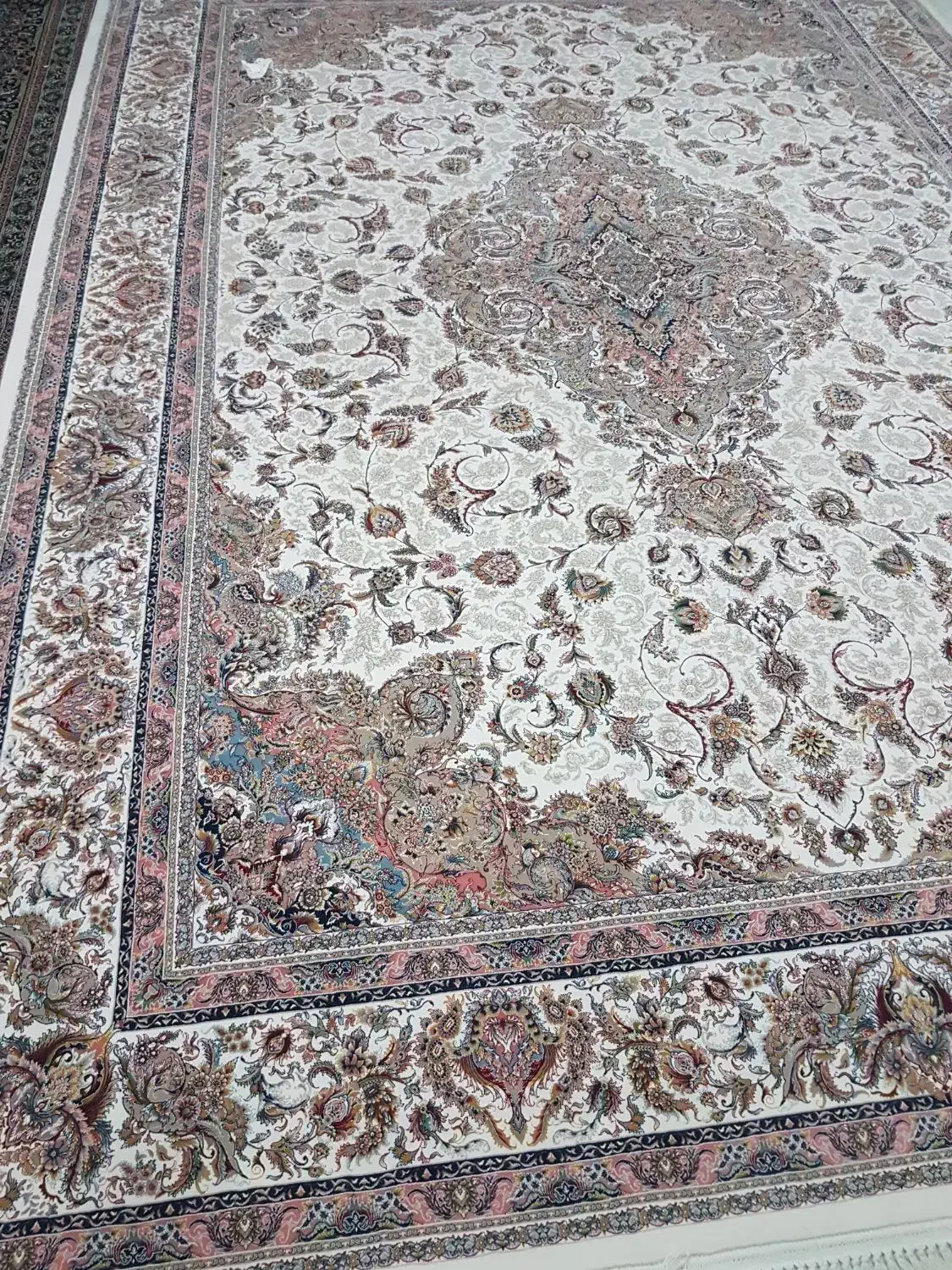 ۲تخته فرش نو ۱۵۰۰ شانه زمرد مشهد|فرش|کرمانشاه, |دیوار