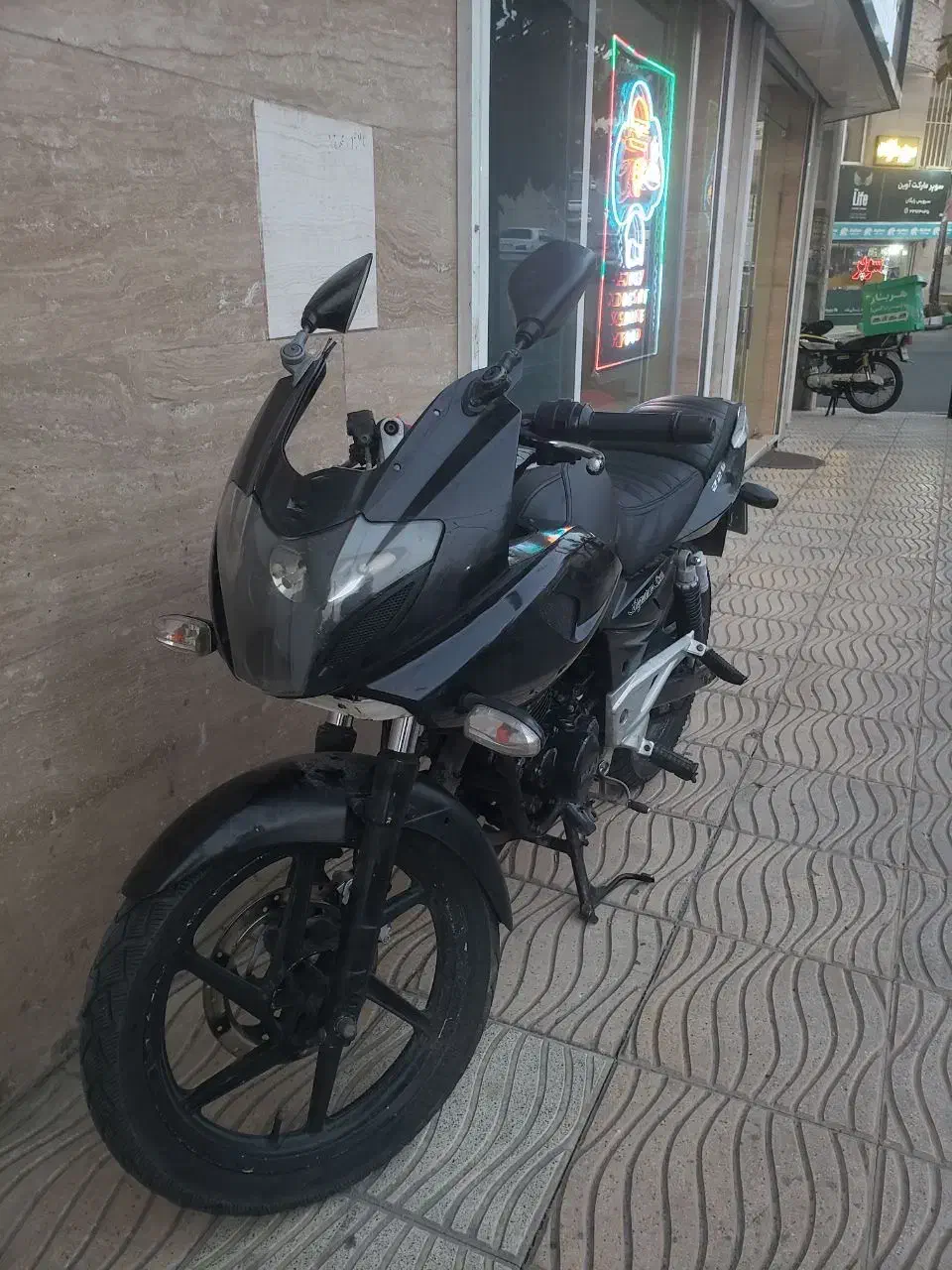 پالس ۲۲۰|موتورسیکلت|کرج, باغستان|دیوار