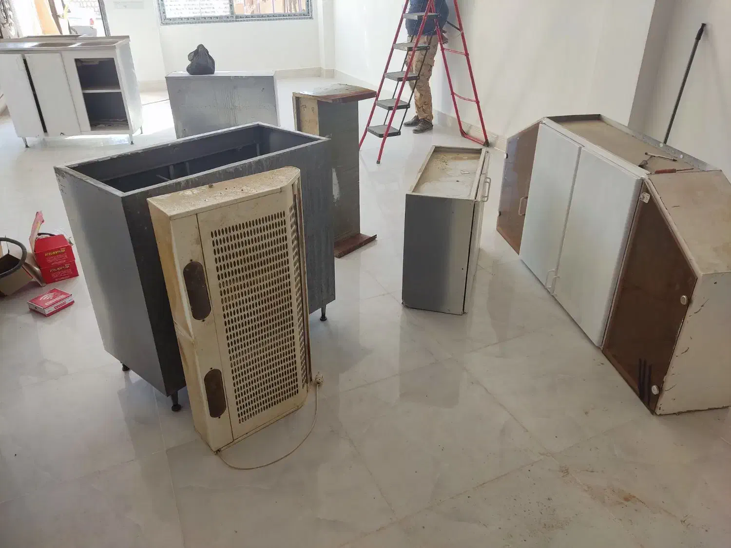 کابینت دسته دوم|آب‌چکان و نظم‌دهنده ظروف|اسفراین, |دیوار