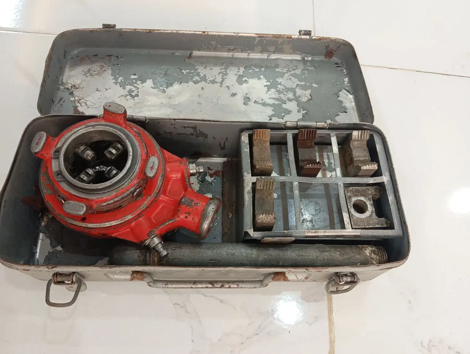 حدیده|ابزارآلات|تبریز, |دیوار