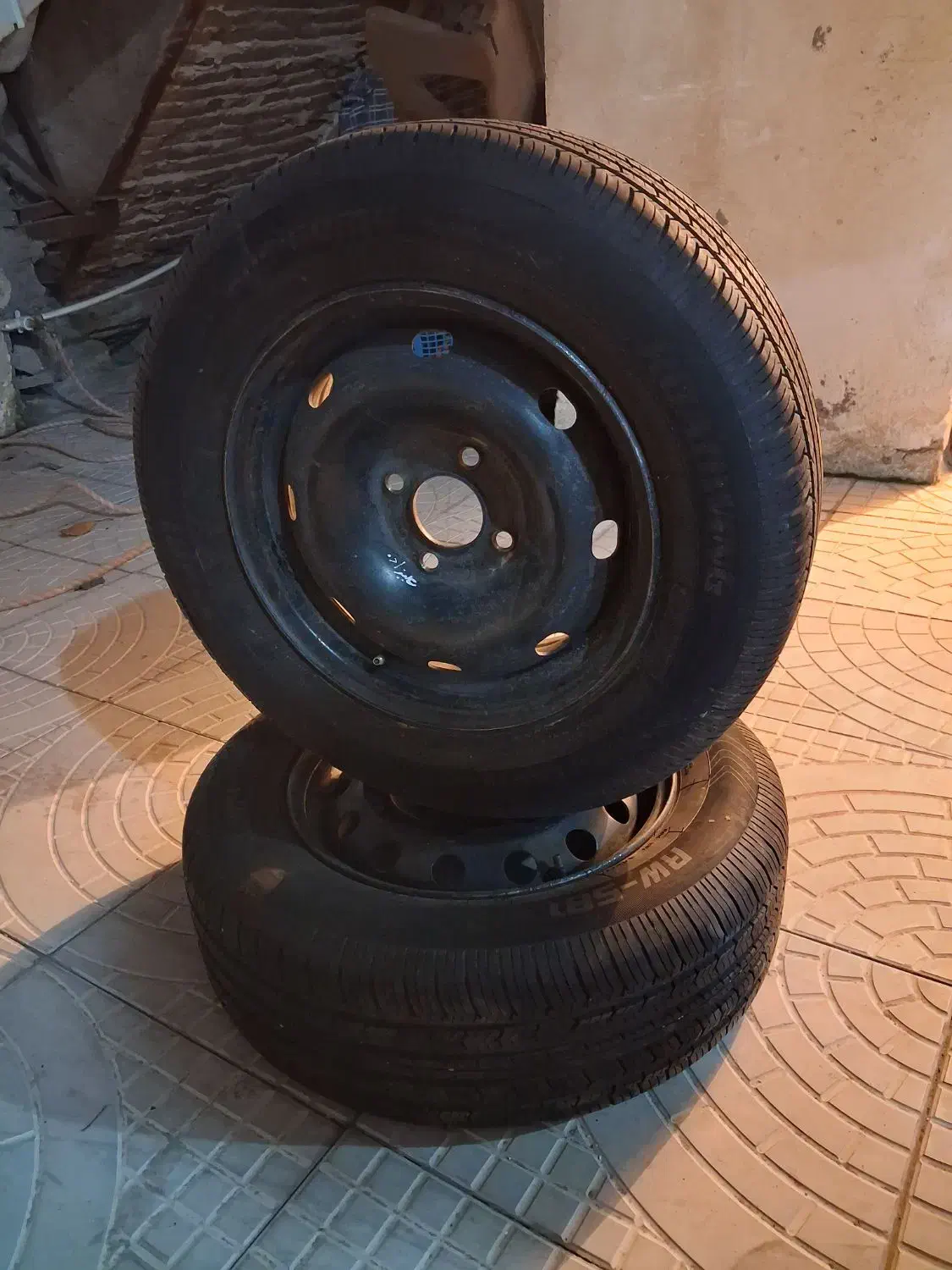 رینگ و لاستیک نو خارجی|قطعات یدکی و لوازم جانبی|مشگین شهر, |دیوار