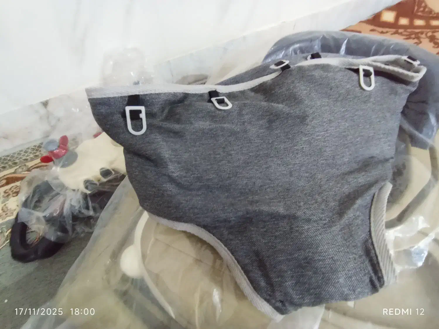 روروک درحدنو|کالسکه و لوازم جانبی|رباط‌کریم, رباط‌کریم|دیوار