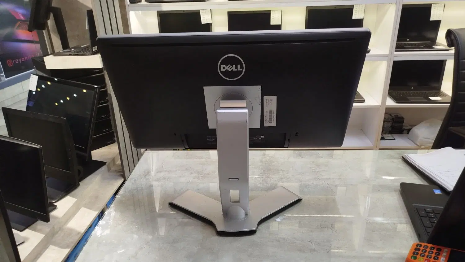 Monitor Dell P2314HT|قطعات و لوازم جانبی رایانه|اصفهان, خلجا|دیوار