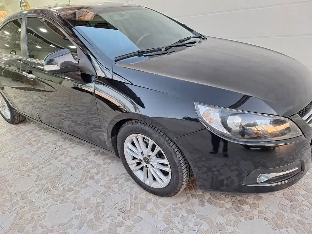 جک j ۵|خودرو سواری و وانت|لاهیجان, انقلاب|دیوار