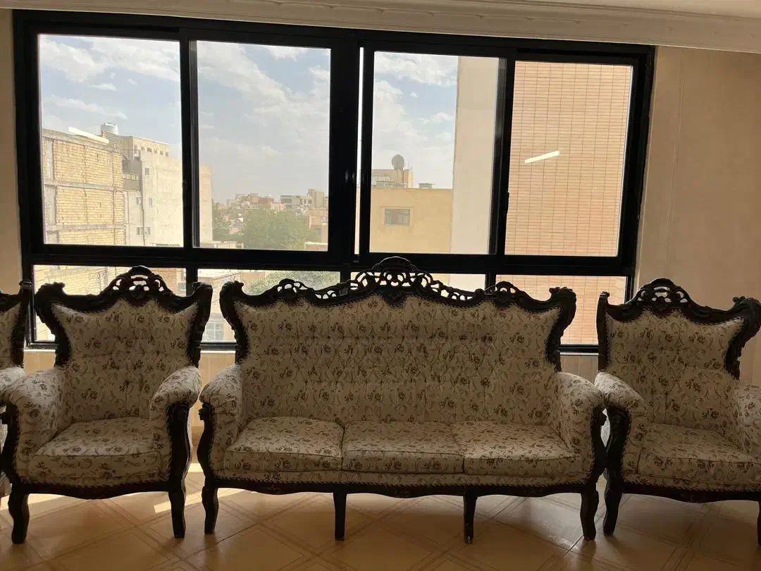 مبل ۸ نفره جنس چوب|مبلمان خانگی و میز عسلی|اصفهان, ملک|دیوار