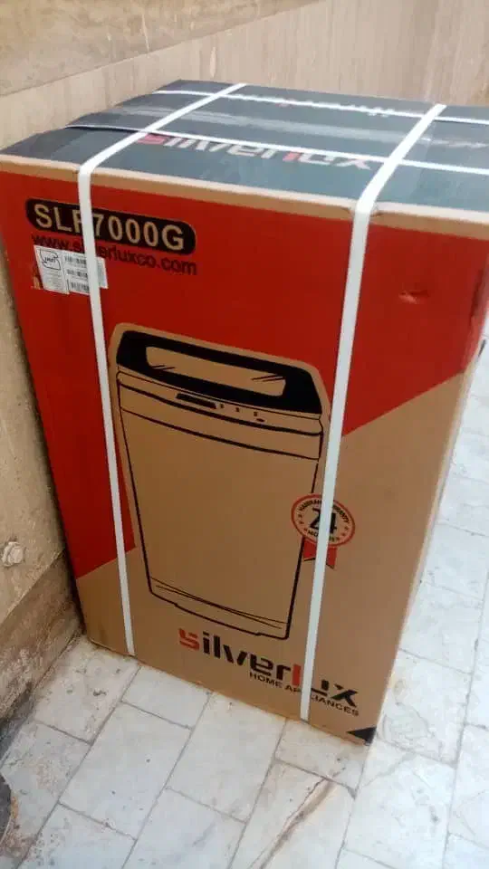 ماشین لباسشویی|ماشین لباسشویی و خشک‌کن لباس|دلیجان, |دیوار