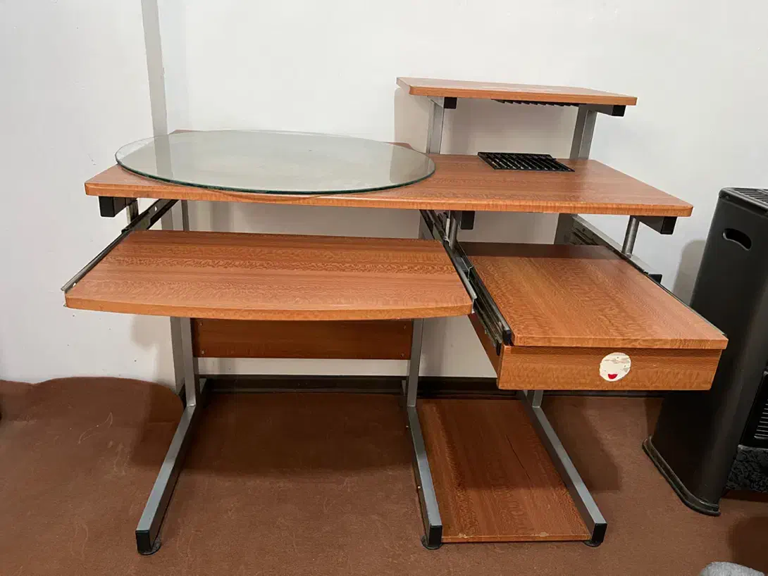 میز کامپیوتر با صندلی|میز تحریر و کامپیوتر|شاندیز, |دیوار