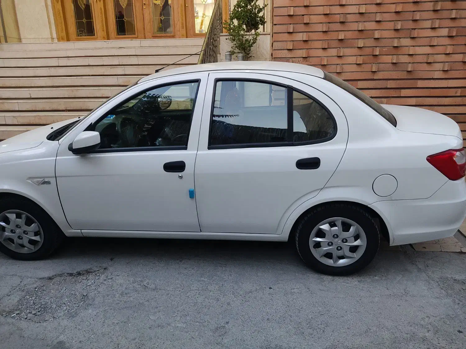 ساینا S 1402 بی رنگ|خودرو سواری و وانت|آستانه اشرفیه, |دیوار