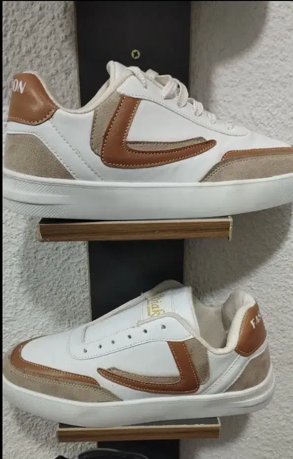 کتانی فشیون|کیف، کفش، کمربند|پرند, فاز ۶|دیوار