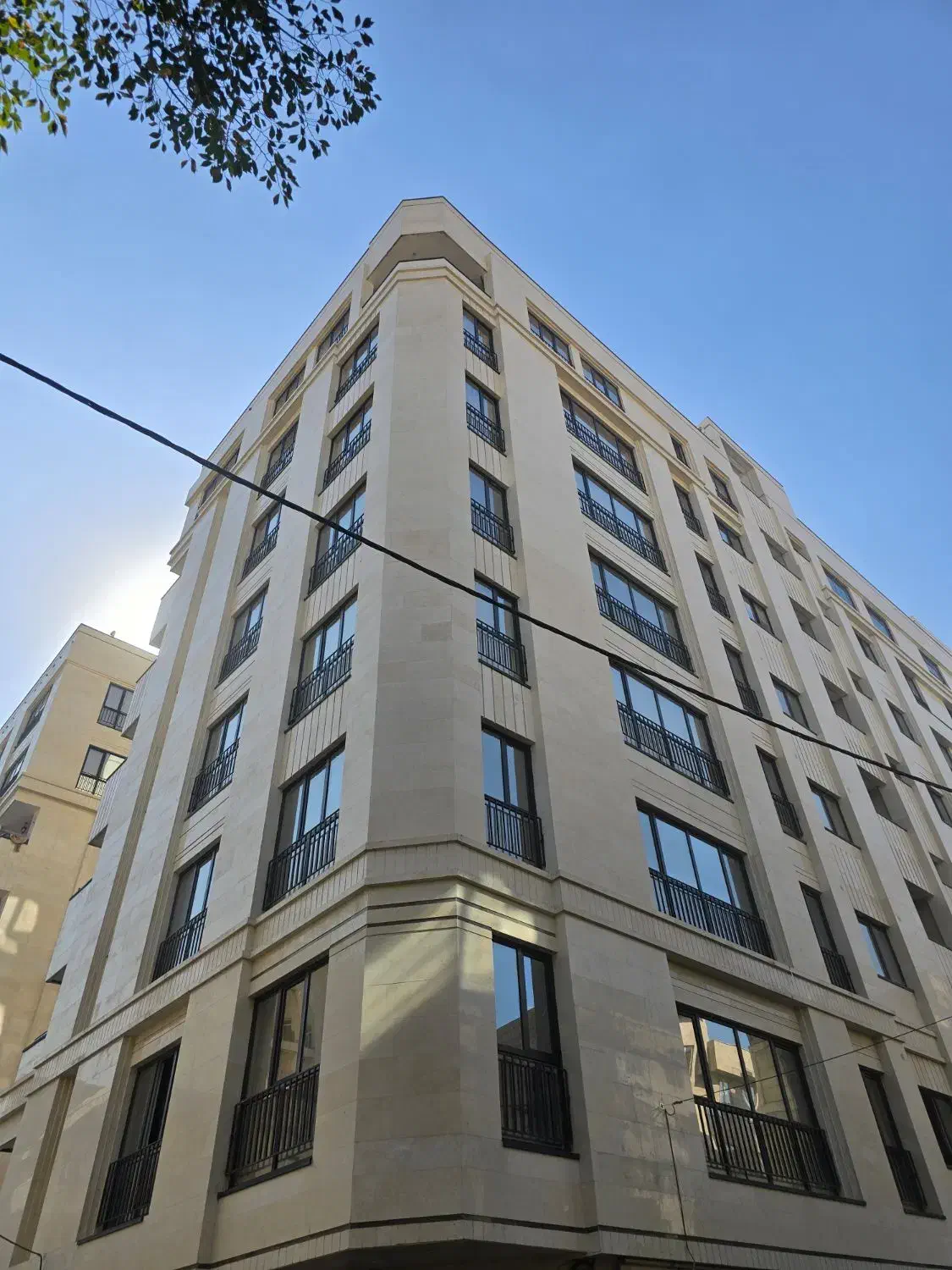 آپارتمان ۱۵۰ متر ۳ خوابه عمارت لاله|فروش آپارتمان|ری, شهادت|دیوار