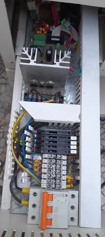 دستگاه بسته بندی شرینک وکیوم نادی پک|ماشینآلات صنعتی|مشهد, نوید|دیوار