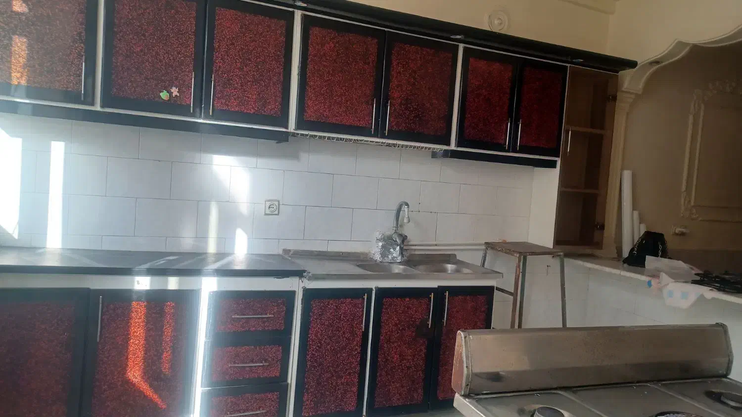 کابینت و سینک دو لگن و هود|کتابخانه، شلف، قفسه‌های دیواری|اراک, |دیوار