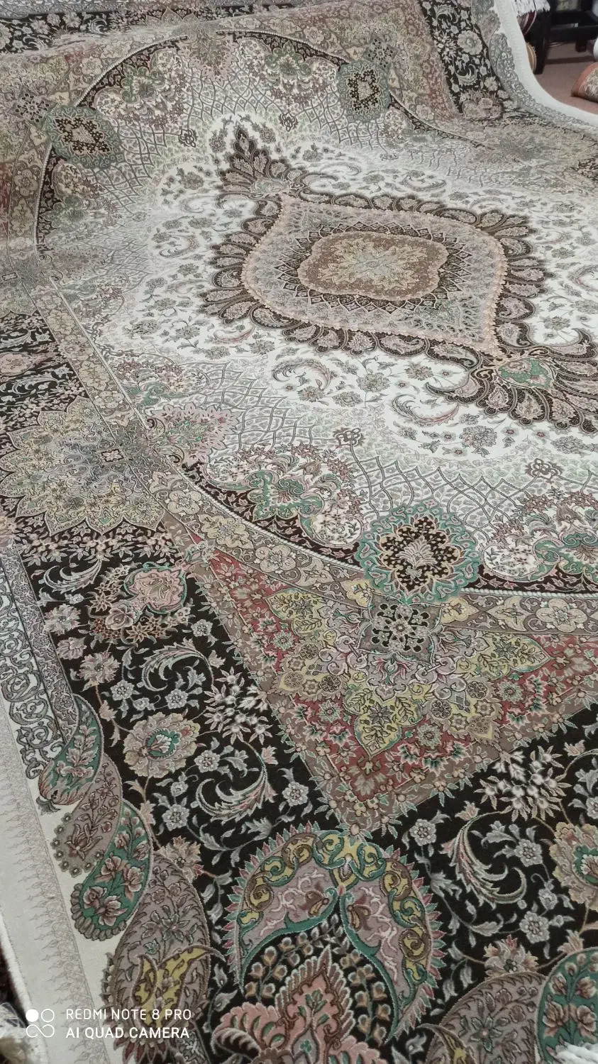 فرش ماشینی ۱۲ متری رنگ شاد ۷۰۰ شانه|فرش|تبریز, |دیوار