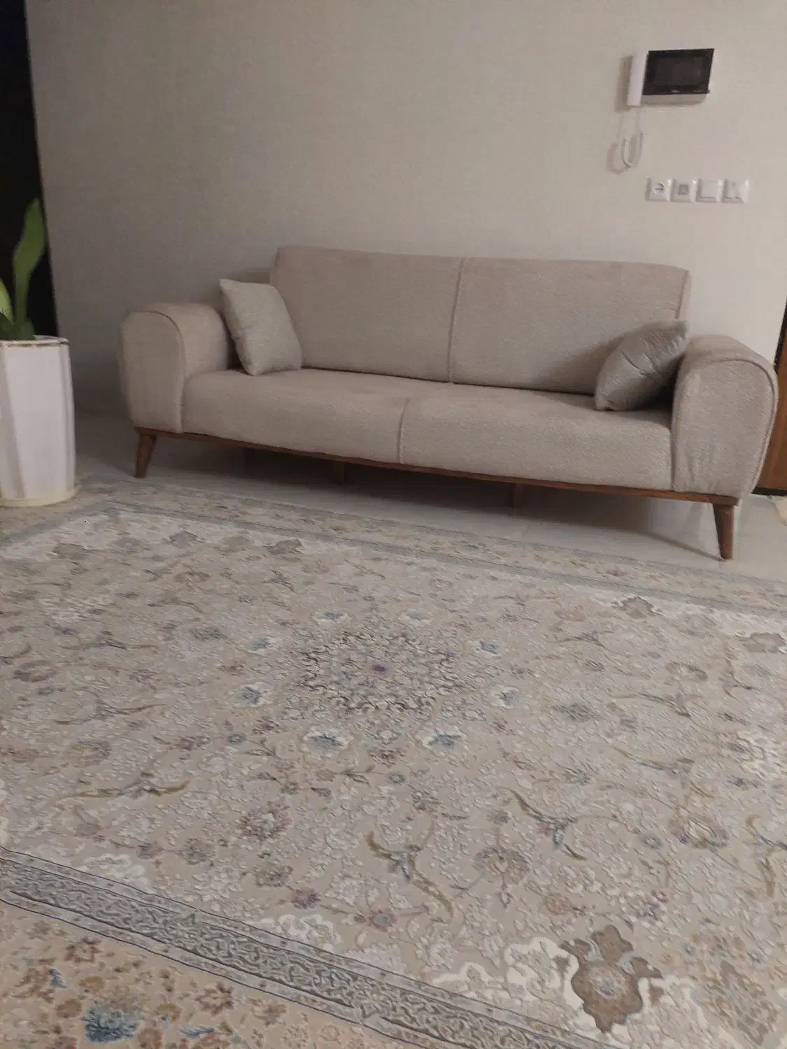 مبل ۸نفره|مبلمان خانگی و میز عسلی|سلماس, |دیوار