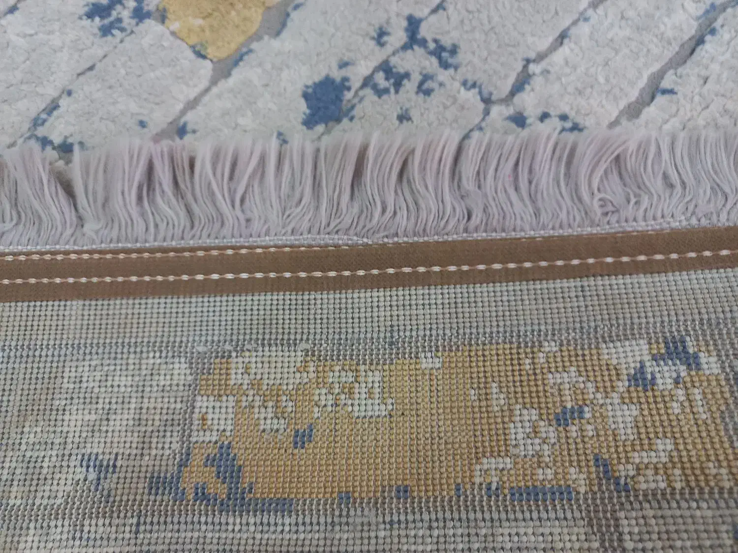 فرش زرونیم ۱ونیم در یک درحدنو|فرش|ملایر, |دیوار