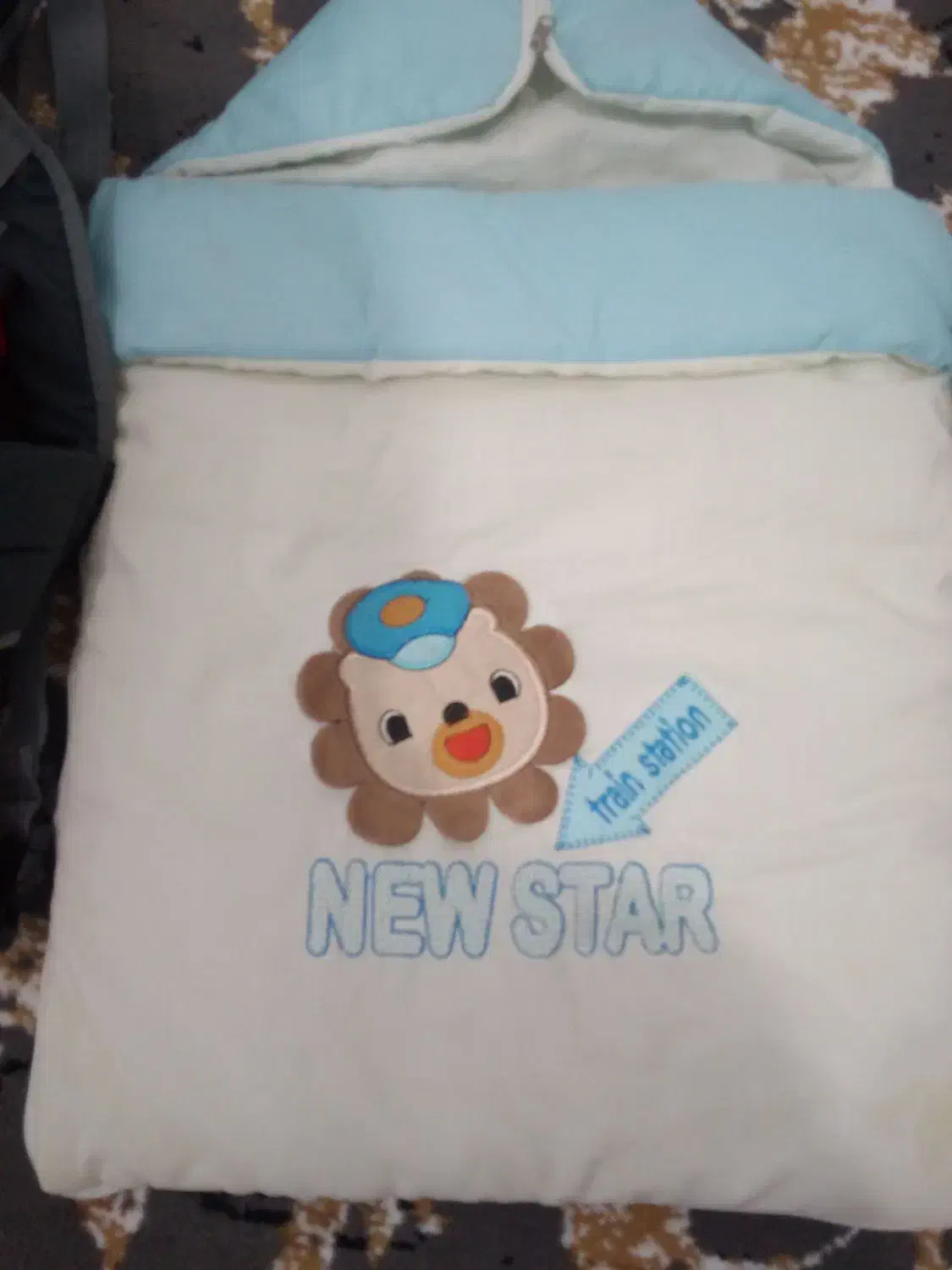 آغوشی بچه|کالسکه و لوازم جانبی|تالش, هشتپر|دیوار