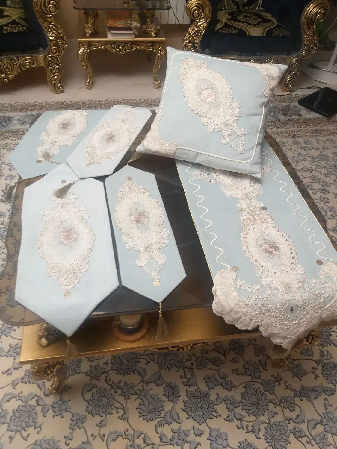 رانر مخمل جواهردوزی|پرده، رانر، رومیزی|شیراز, قدوسی غربی|دیوار