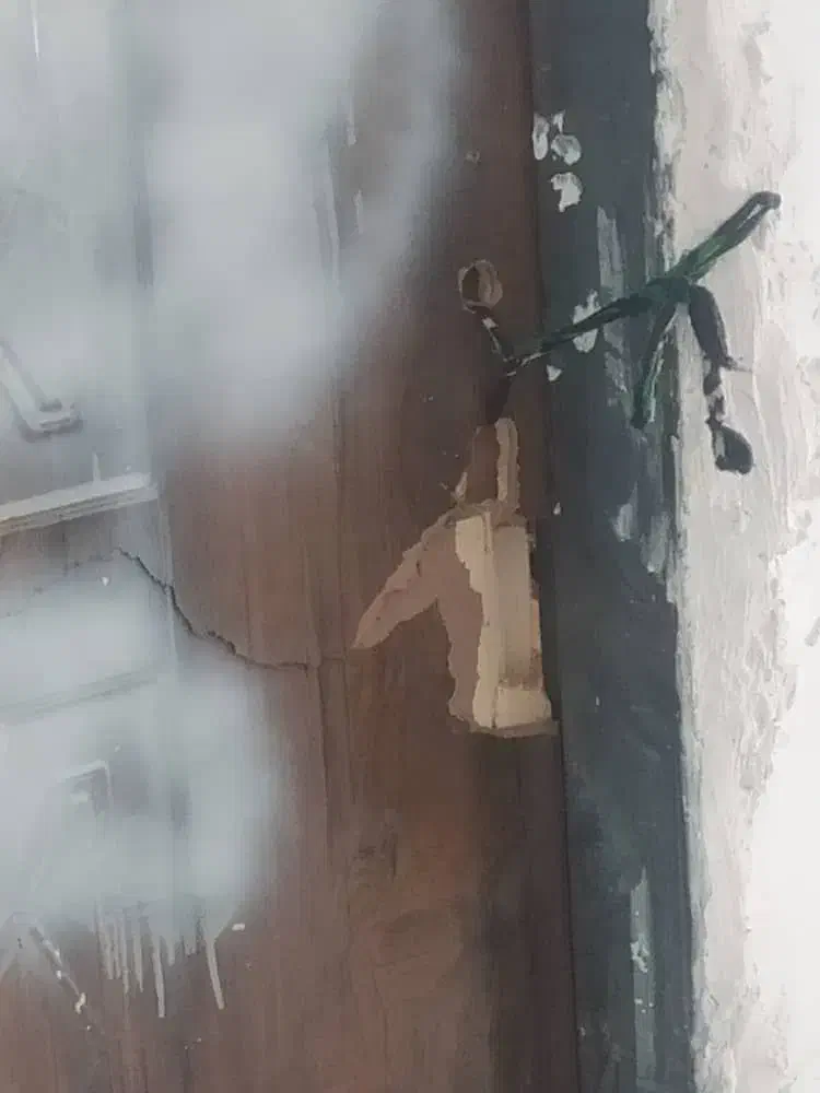 نصب درب و فروش|خدمات پیشه و مهارت|ایلام, |دیوار