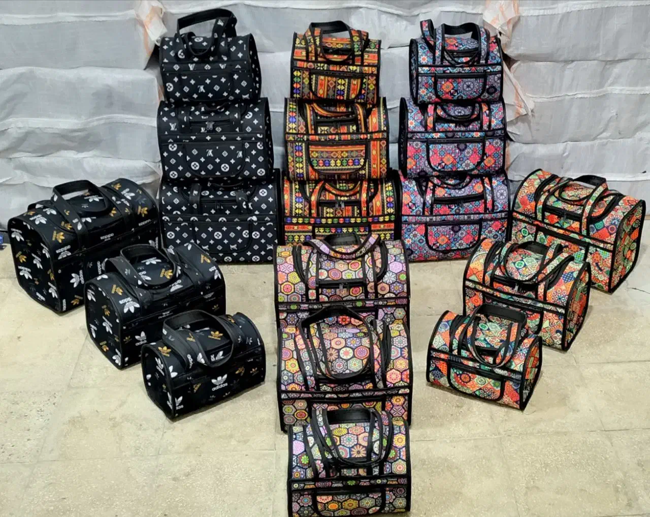 به تعدادی خیاط کیف سنتی نیازمندیم|استخدام هنری و رسانه|قم, شهر قائم|دیوار