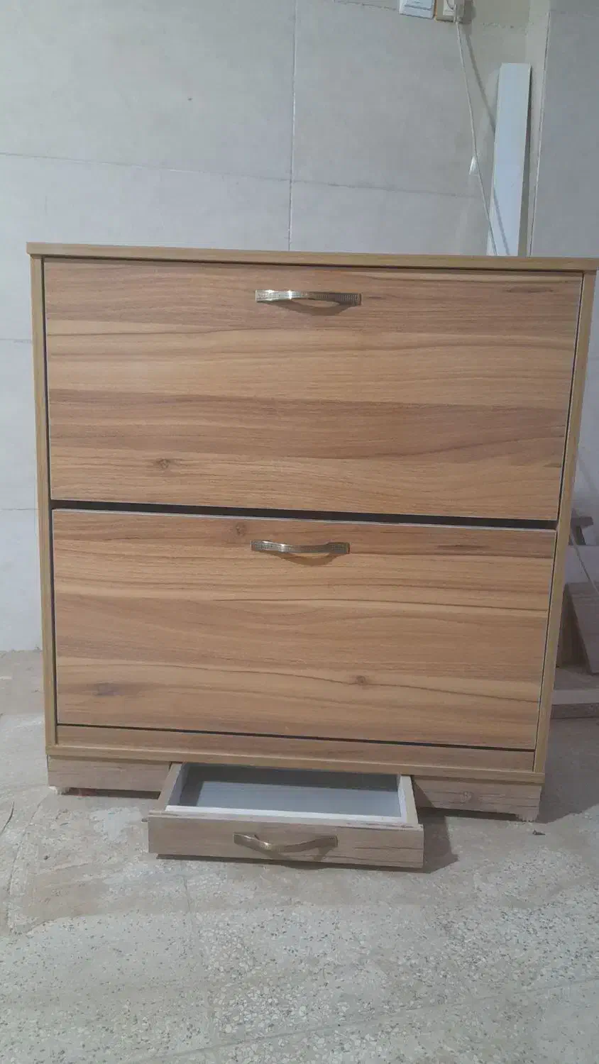 جاکفشی داشبوردی|جاکفشی، کمد، دراور|پرند, فاز ۱|دیوار