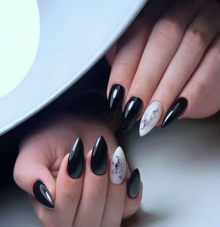 اموزش کاشت ناخن به صورت حرفه ای و تضمینی|خدمات آموزشی|کرمان, |دیوار