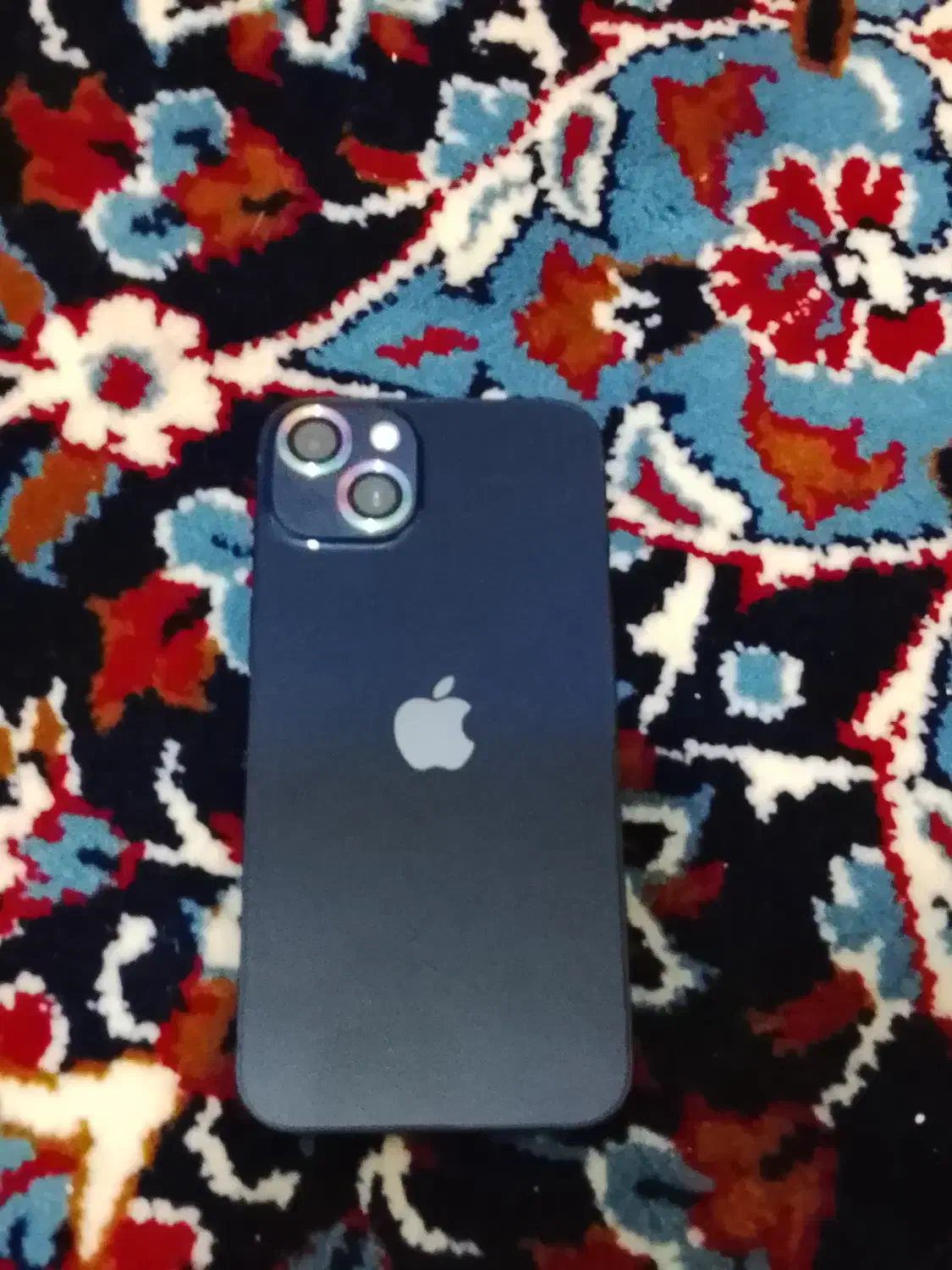 گوشی آیفون ۱۳نرمال|موبایل|میانه, |دیوار