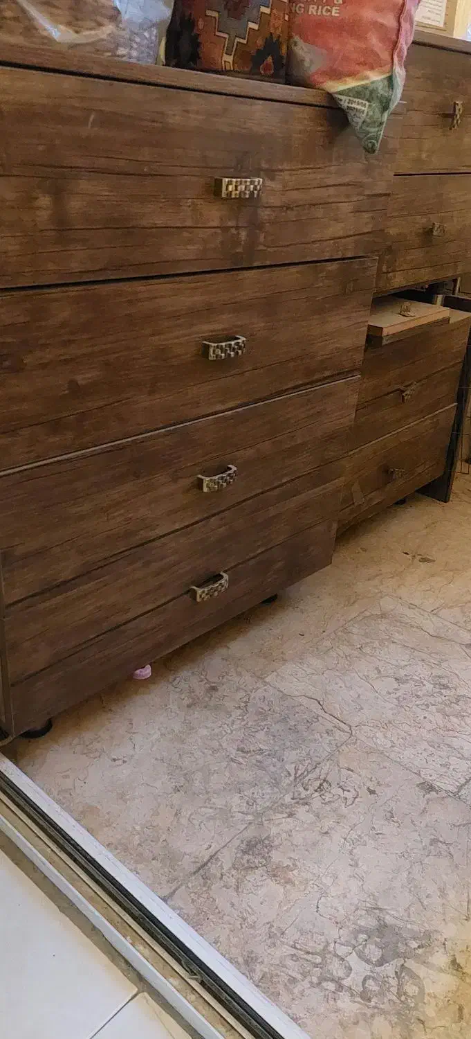 فروش دراور و پاتختی|جاکفشی، کمد، دراور|فولادشهر, مسکن مهر فولادشهر|دیوار