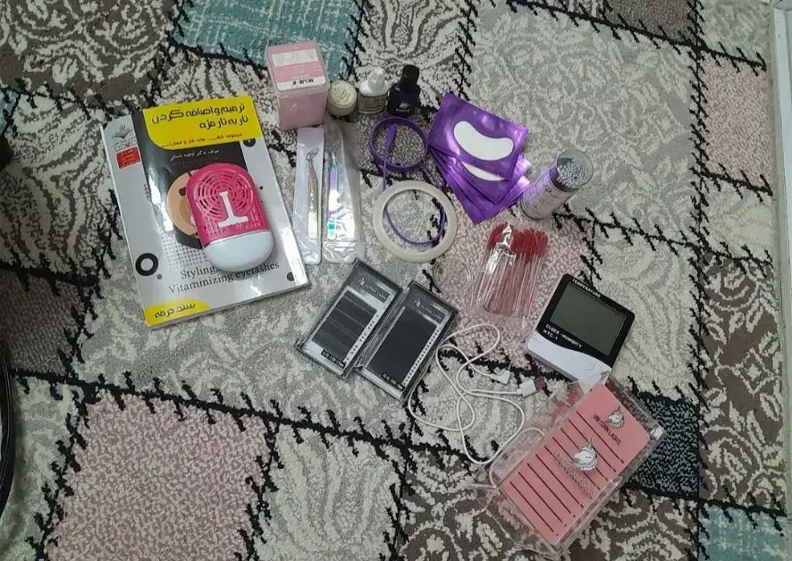 وسایل کاشت مژه|آرایشگاه و سالنهای زیبایی|ری, شهرک نظامی|دیوار