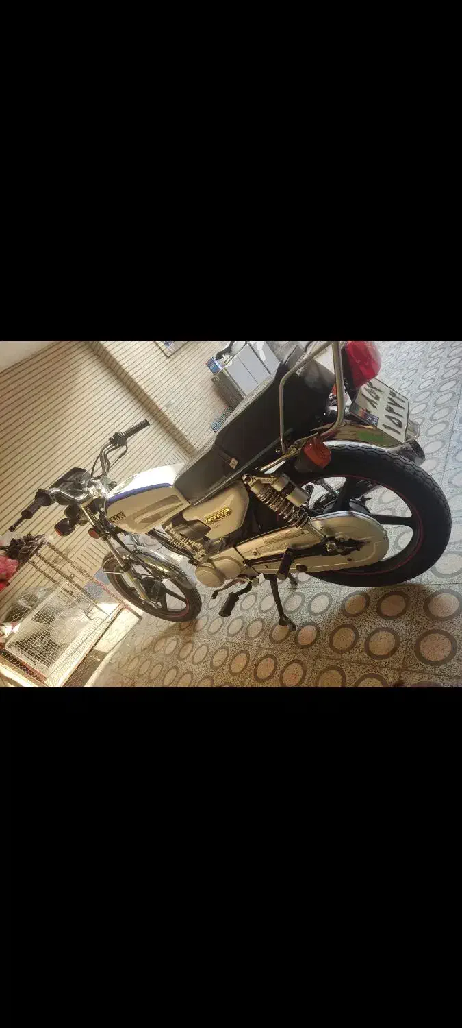 125 مدل 1402خشک خشک|موتورسیکلت|دزفول, |دیوار