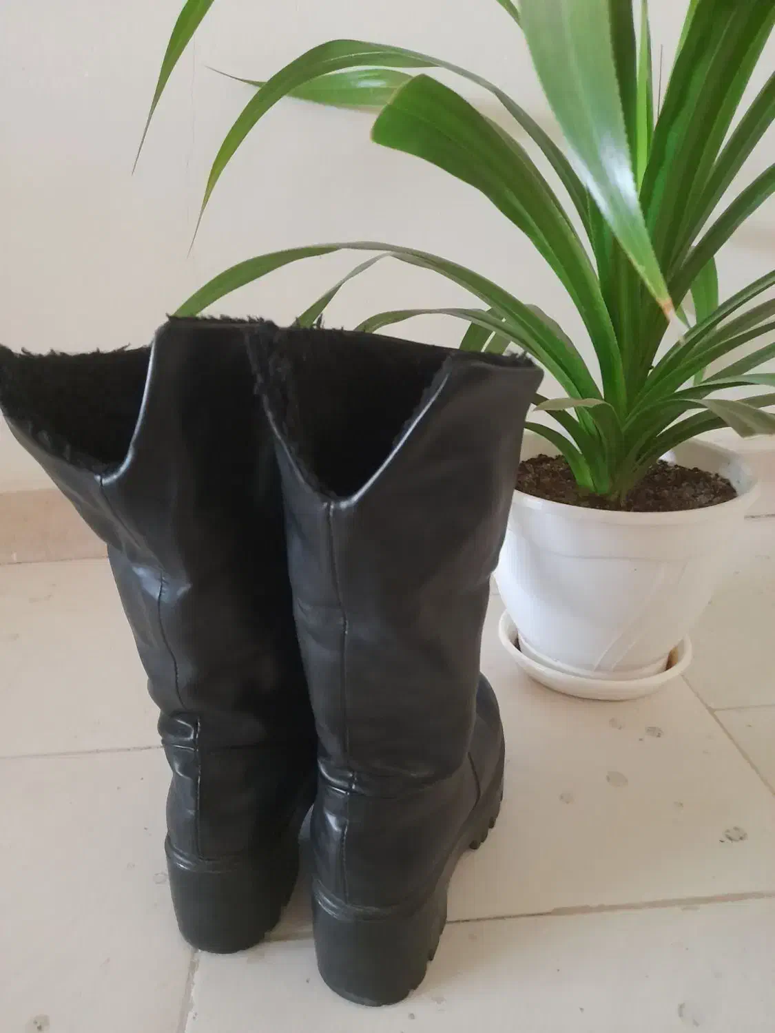 پوتین دخترانه|کیف، کفش، کمربند|ماهدشت, |دیوار