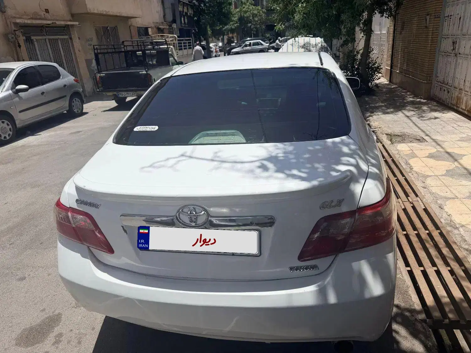 کمری|خودرو سواری و وانت|شیراز, مهدیآباد|دیوار