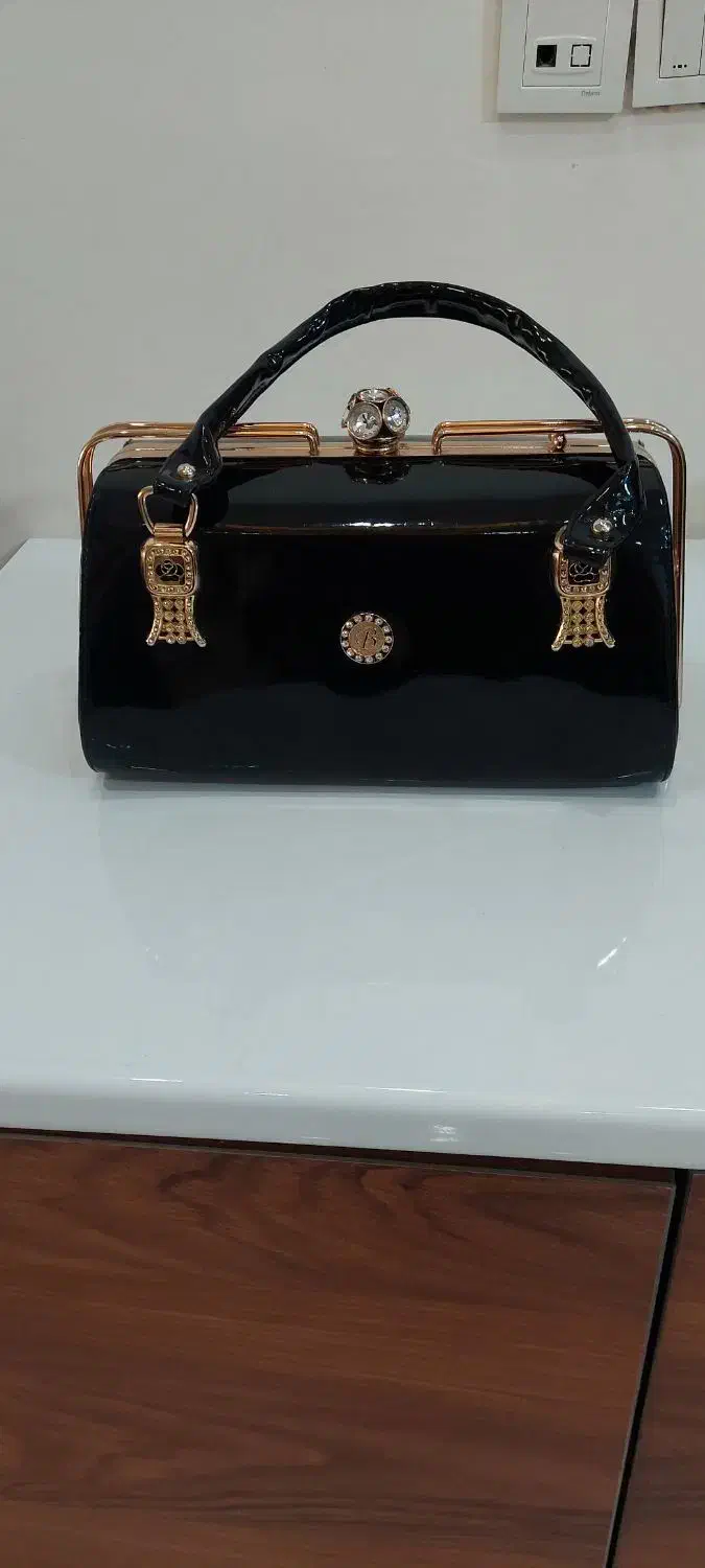 کیف مجلسی|کیف، کفش، کمربند|باقرشهر, |دیوار