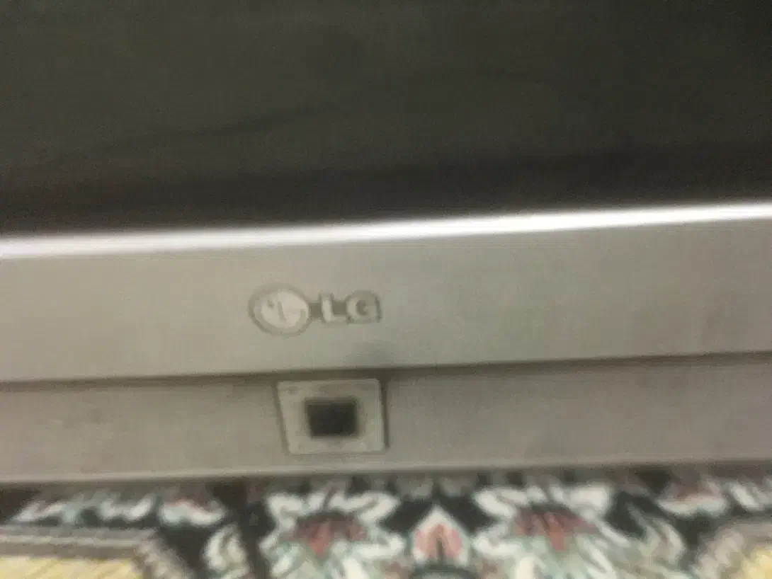 دوعددتلوزیون سالم|تلویزیون و پروژکتور|شیراز, شهرک سراج‎|دیوار