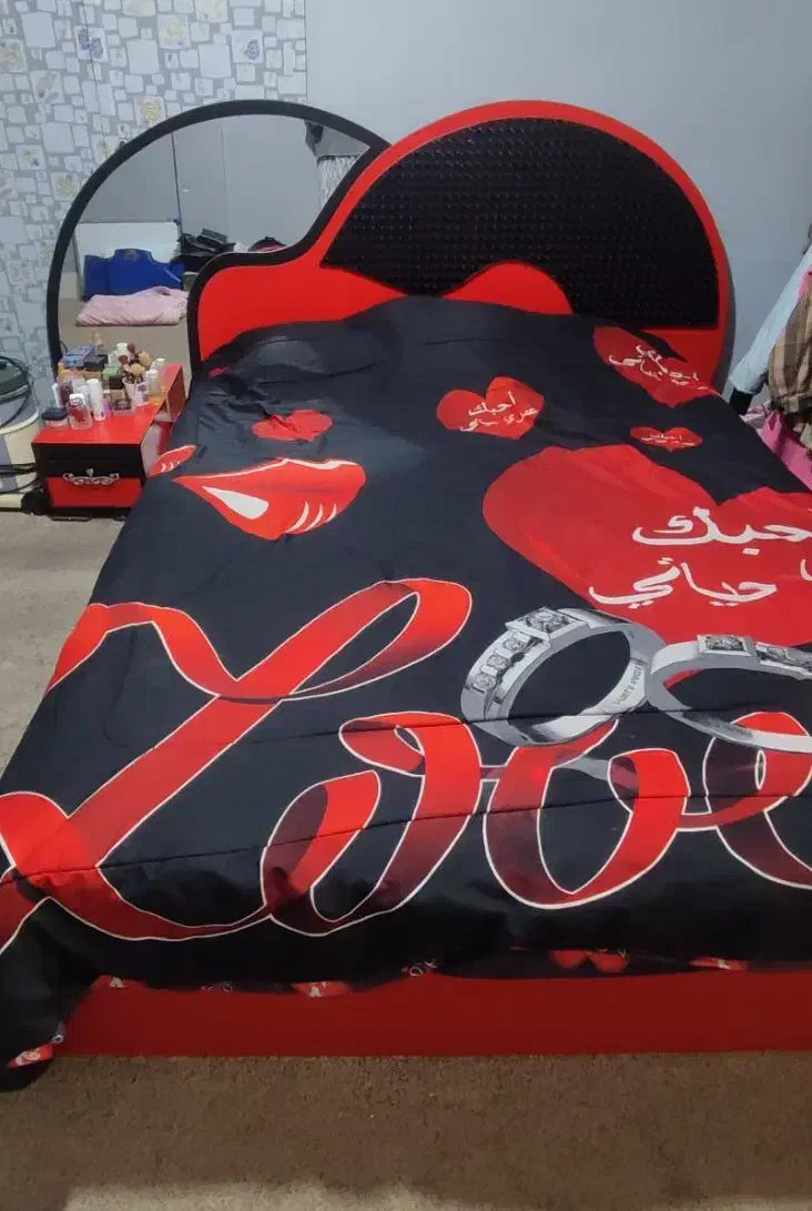 سرویس تخت خواب دو نفره|تخت و سرویس خواب|شیراز, فرگاز|دیوار